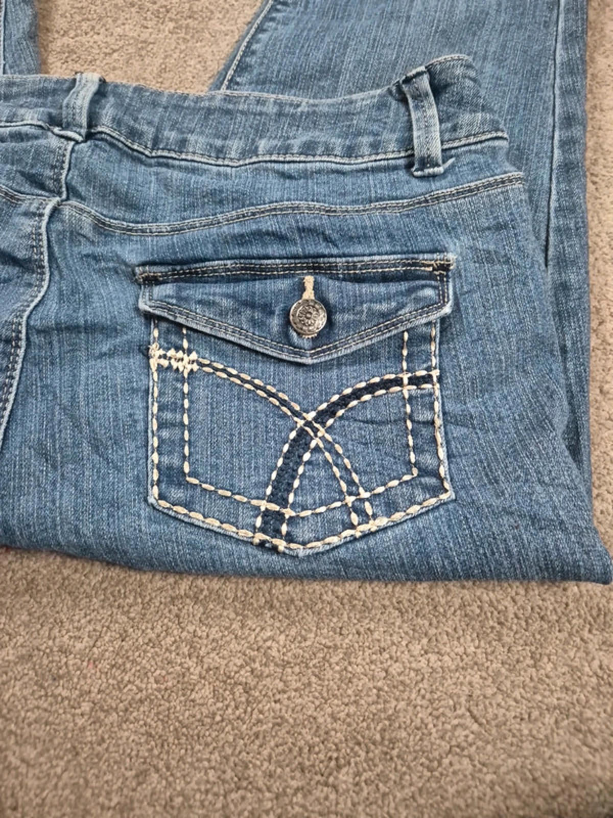 Vintage Y2K CB Established 1962 Mid Rise Capri Jeans – UK 10 (26| inseam) |