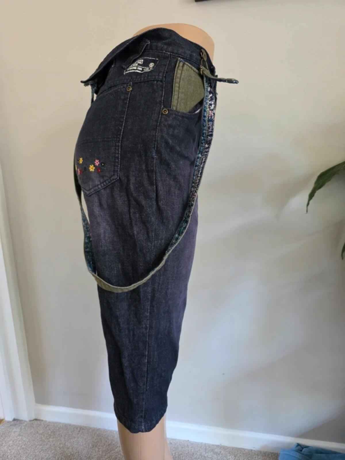 Special High Rise Capri Street Wear Jeans UK Size 10