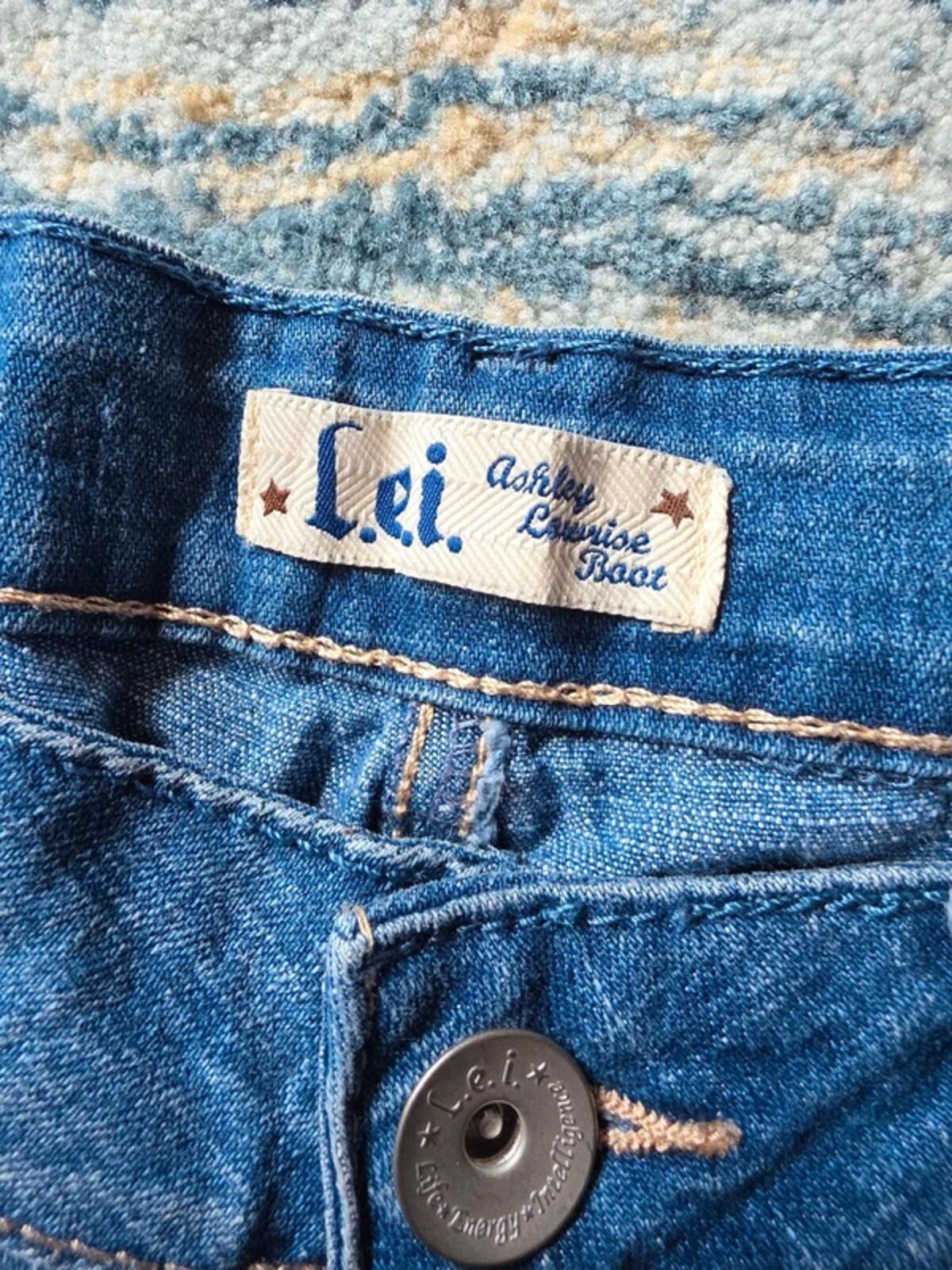 L.e.i Low Rise Relaxed Bootcut Vintage Y2K Jeans UK Size 8/10 Tall