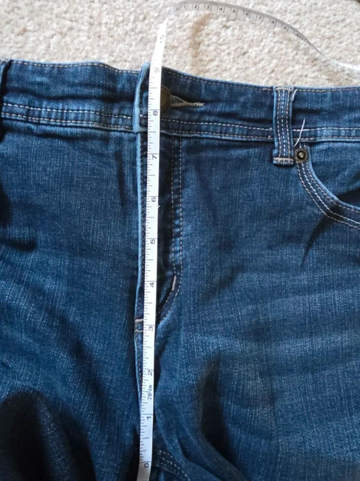 Chico's So Slimming Mid Rise Flared Jeans UK Size 10 Petite