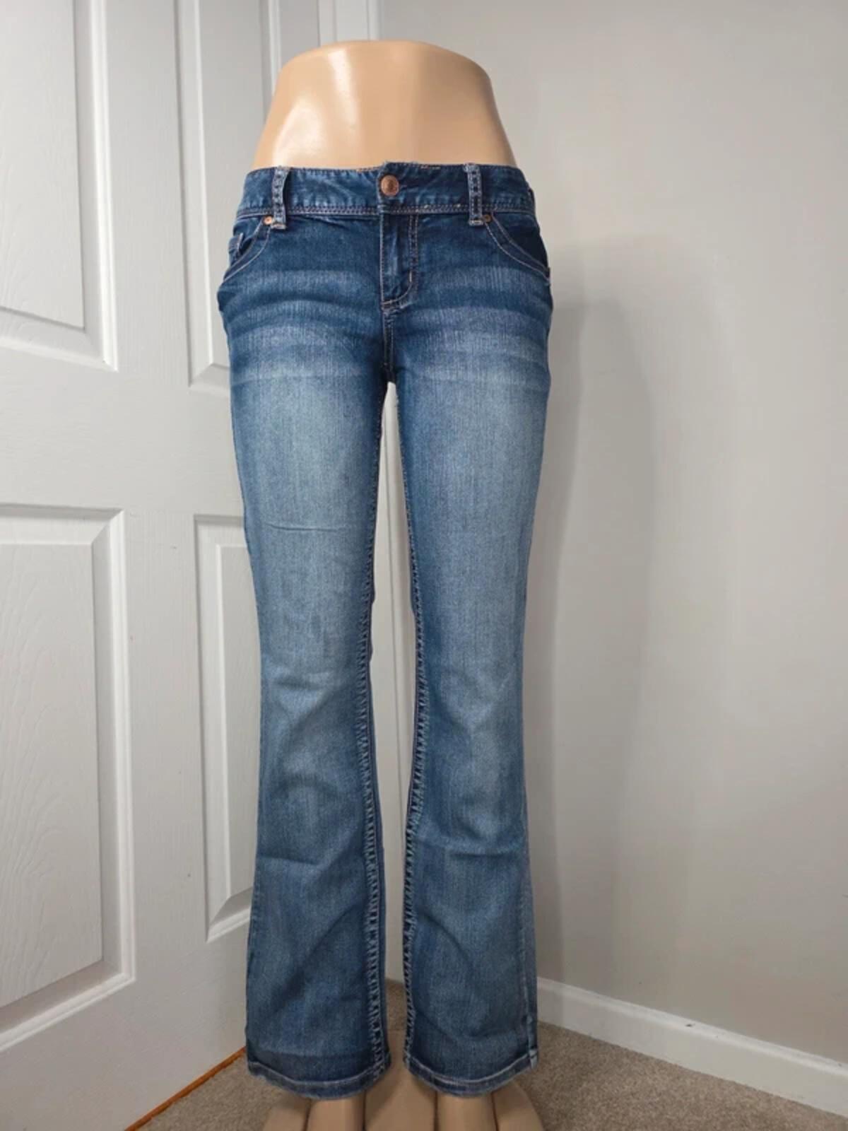 Maurices Low Rise Bootcut Jeans UK Size 8/10 Vintage Y2K