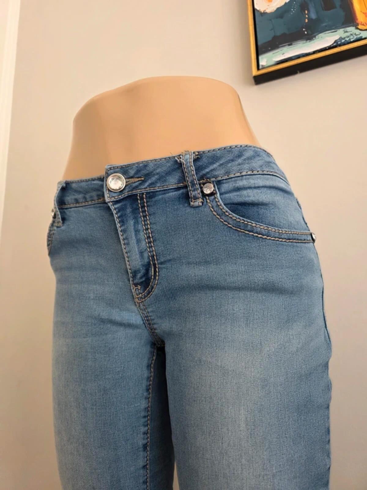 APT. 9 Mid Rise Capri Jeans UK Size 12