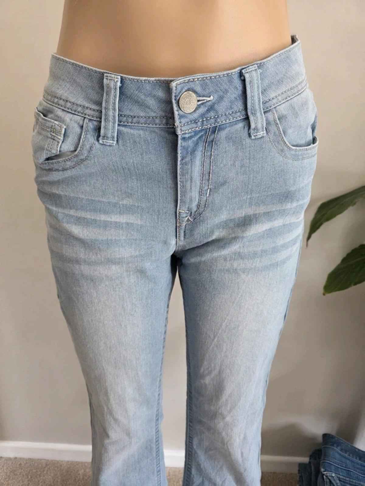 Vintage Y2K Light Wash Mid Rise Bootcut Jeans Soft Blue Denim UK 12