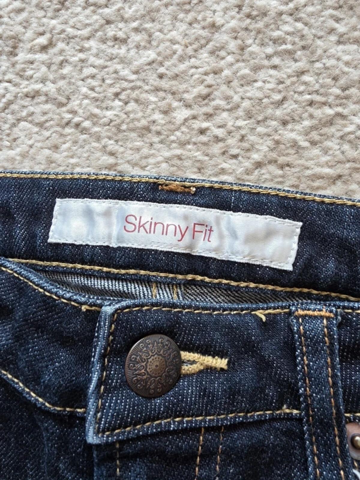 Uniqlo Low Rise Capri Jeans UK Size 6