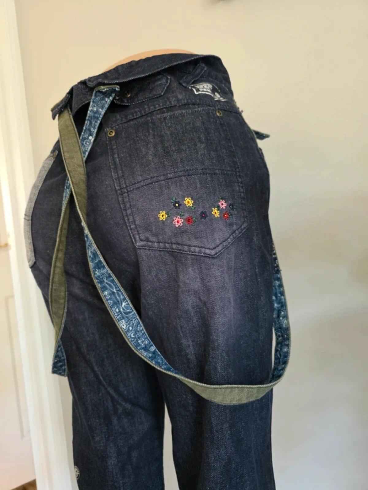 Special High Rise Capri Street Wear Jeans UK Size 10