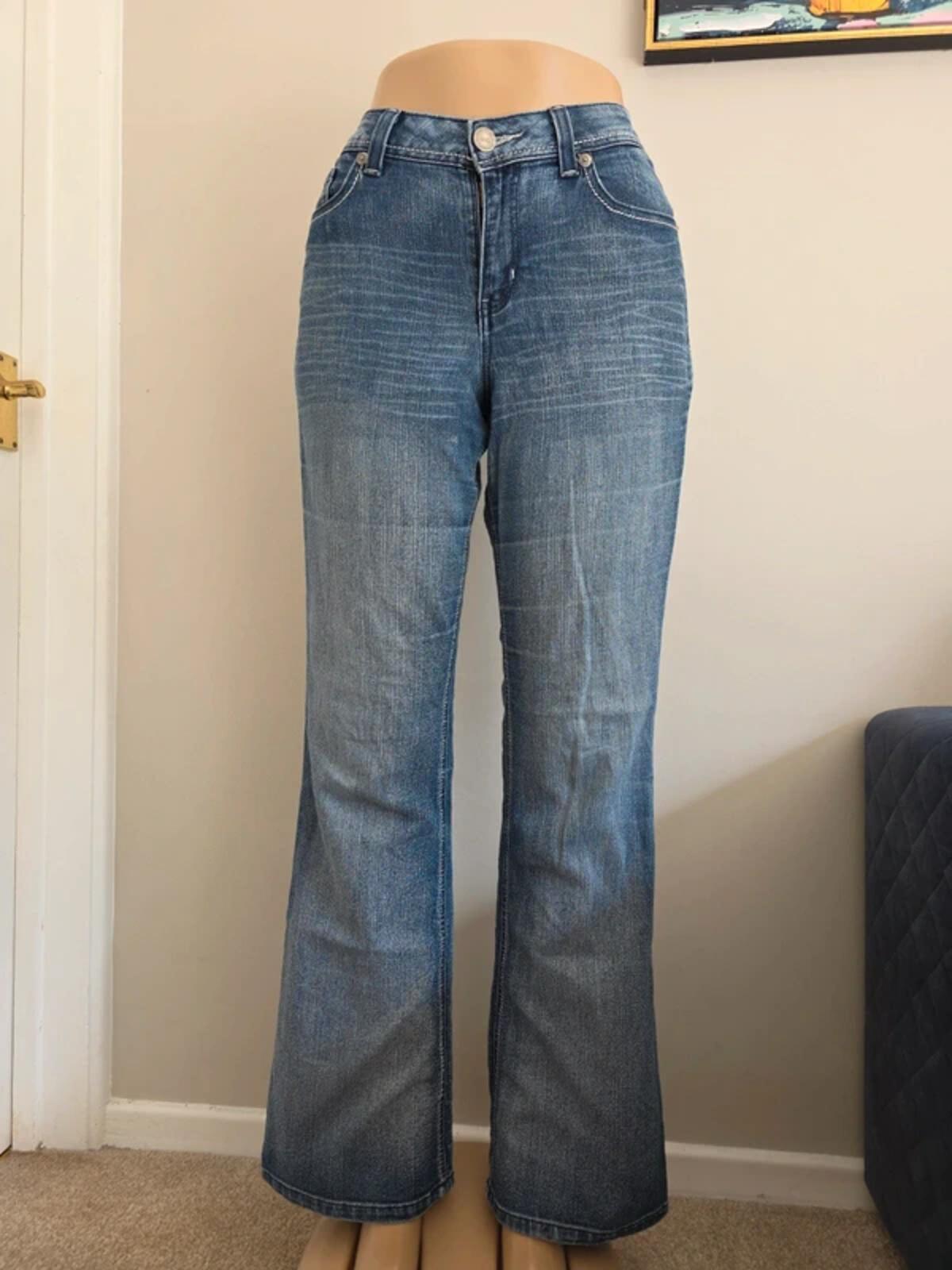 L.e.i. Mid Rise Bootcut Vintage Y2K Jeans UK Size 14 Tall