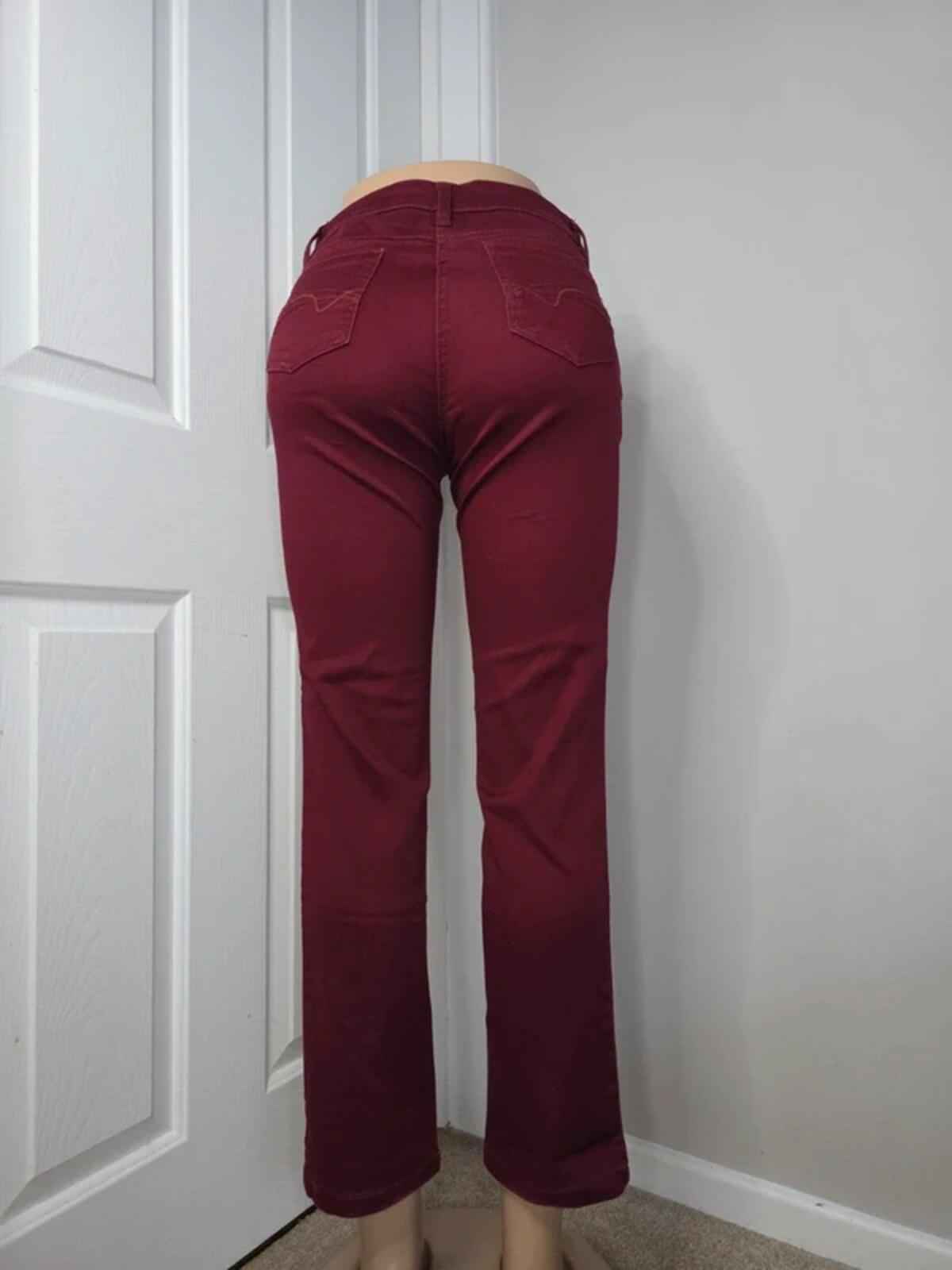 Cleo Mid Rise Straight Leg Jeans UK Size 8/10 Petite