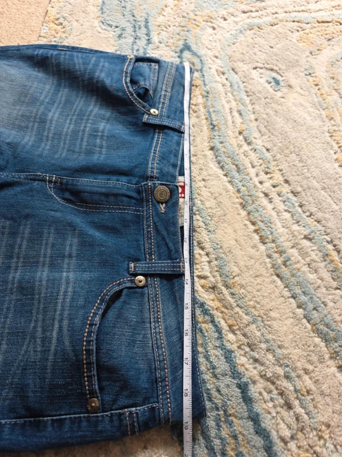 L.E.I Mid Rise Flared Vintage Y2K Jeans UK Size 18 Petite