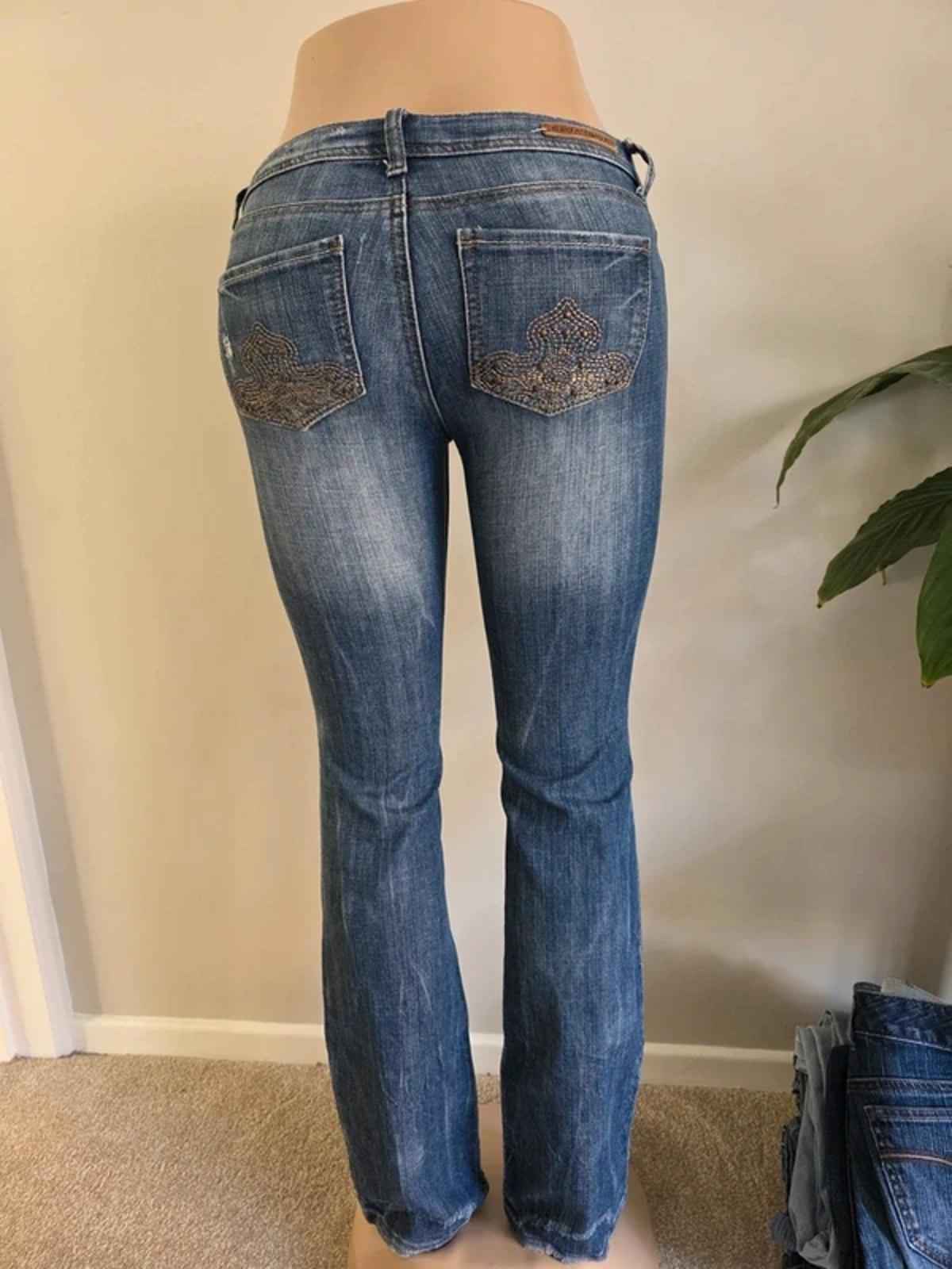 Y2k Almost Famous bootcut jeans size 8