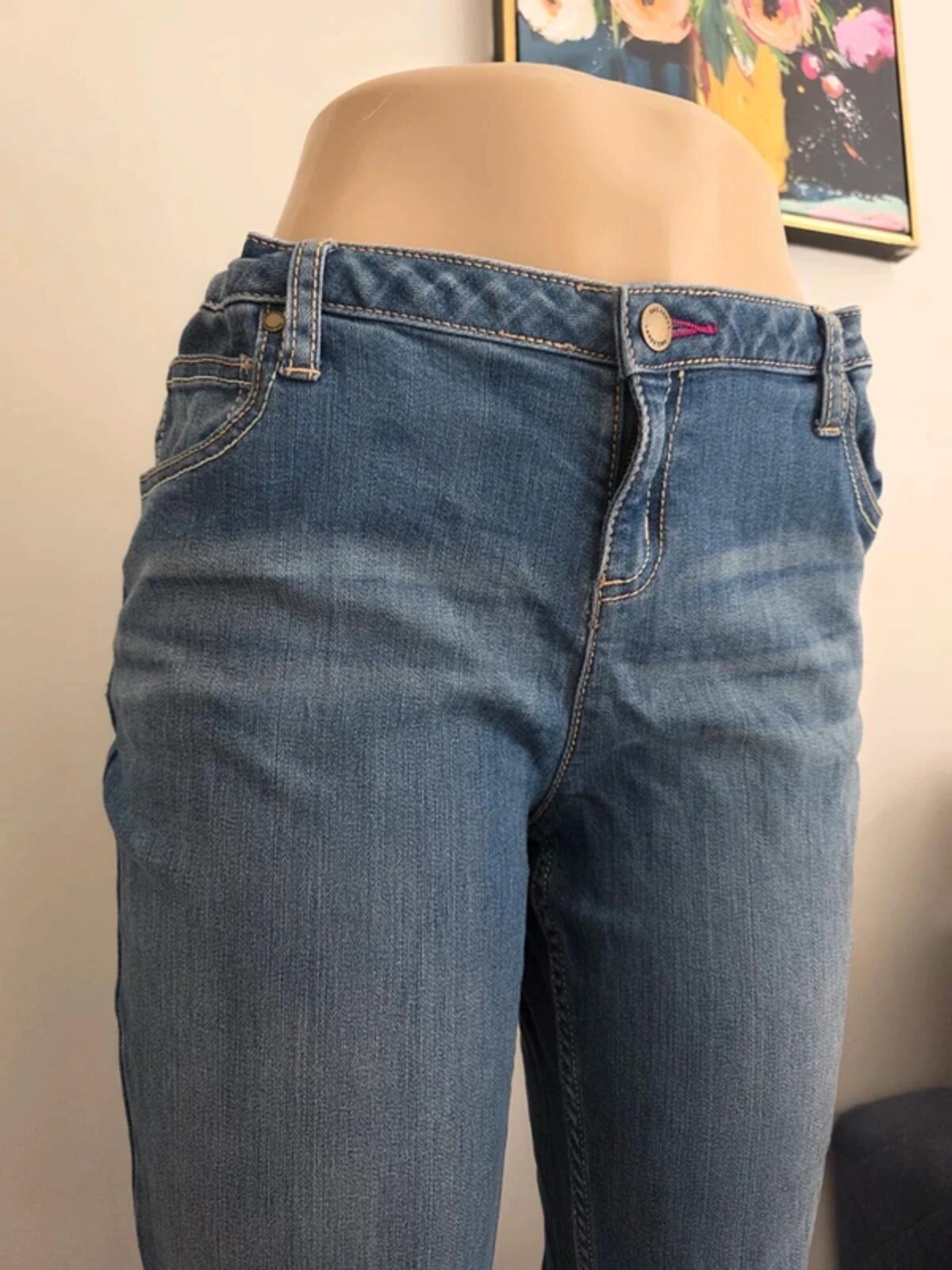 Vintage Y2K Mid Rise Bootcut Jeans UK Size 12/14