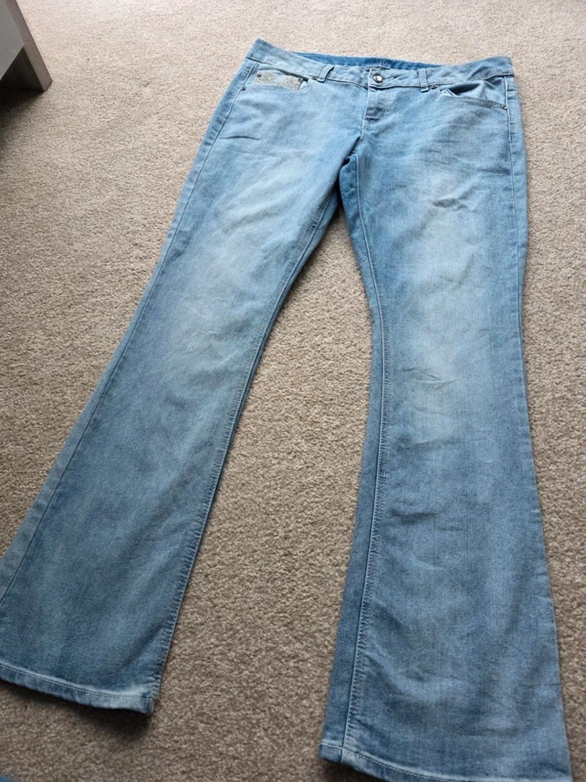 Vintage Y2K Mid Rise Bootcut Jeans UK Size 18