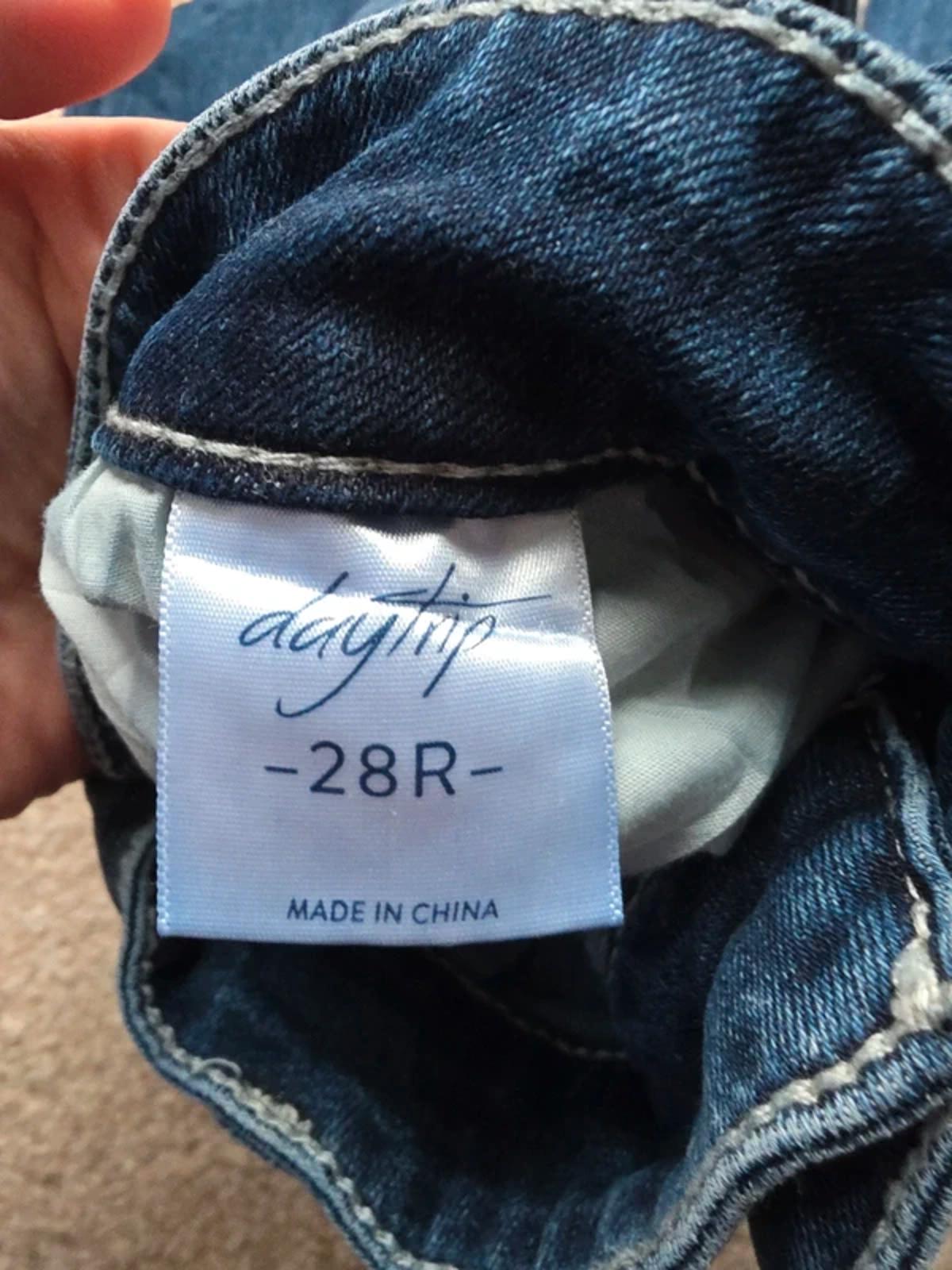 Vintage Y2K Daytrip Virgo Bootcut Mid Rise Jeans UK Size 10