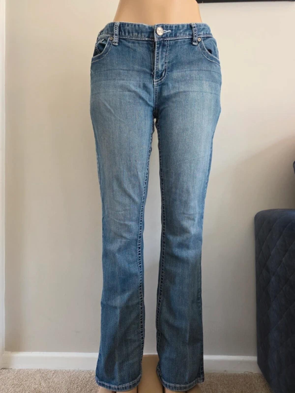 Maurices Mid Rise Baby Bootcut Vintage Y2K Jeans UK Size 14 Tall