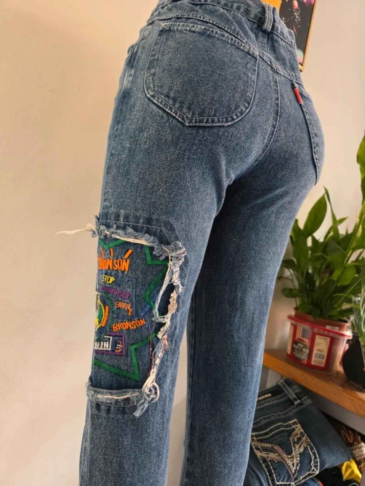 Kong Loon High Rise Mum Jeans UK Size 6 Ankle Length