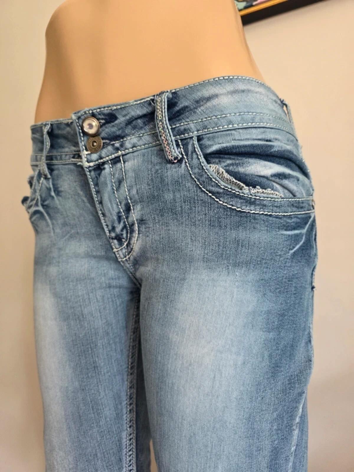 Bongo Low Rise Flared Jeans UK Size 14