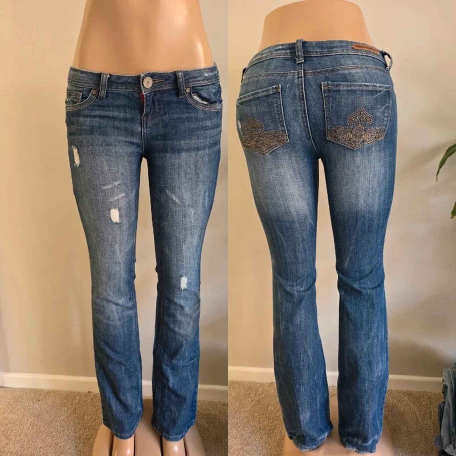 Y2k Almost Famous bootcut jeans size 8