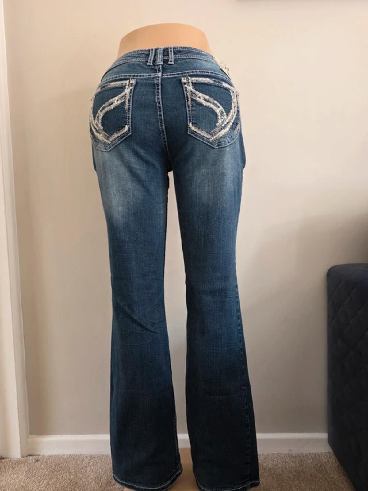 Ariya Jeans Low/Mid Rise Bootcut Jeans UK Size 14