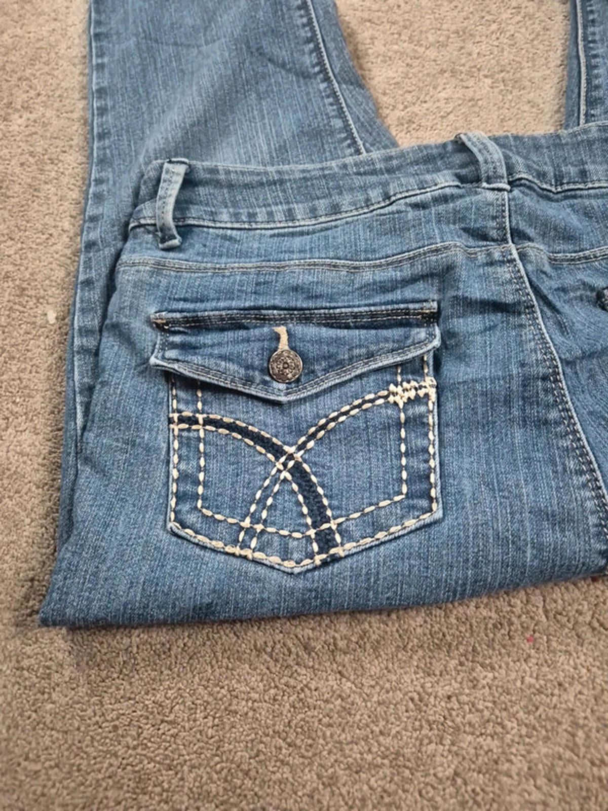 Vintage Y2K CB Established 1962 Mid Rise Capri Jeans – UK 10 (26| inseam) |