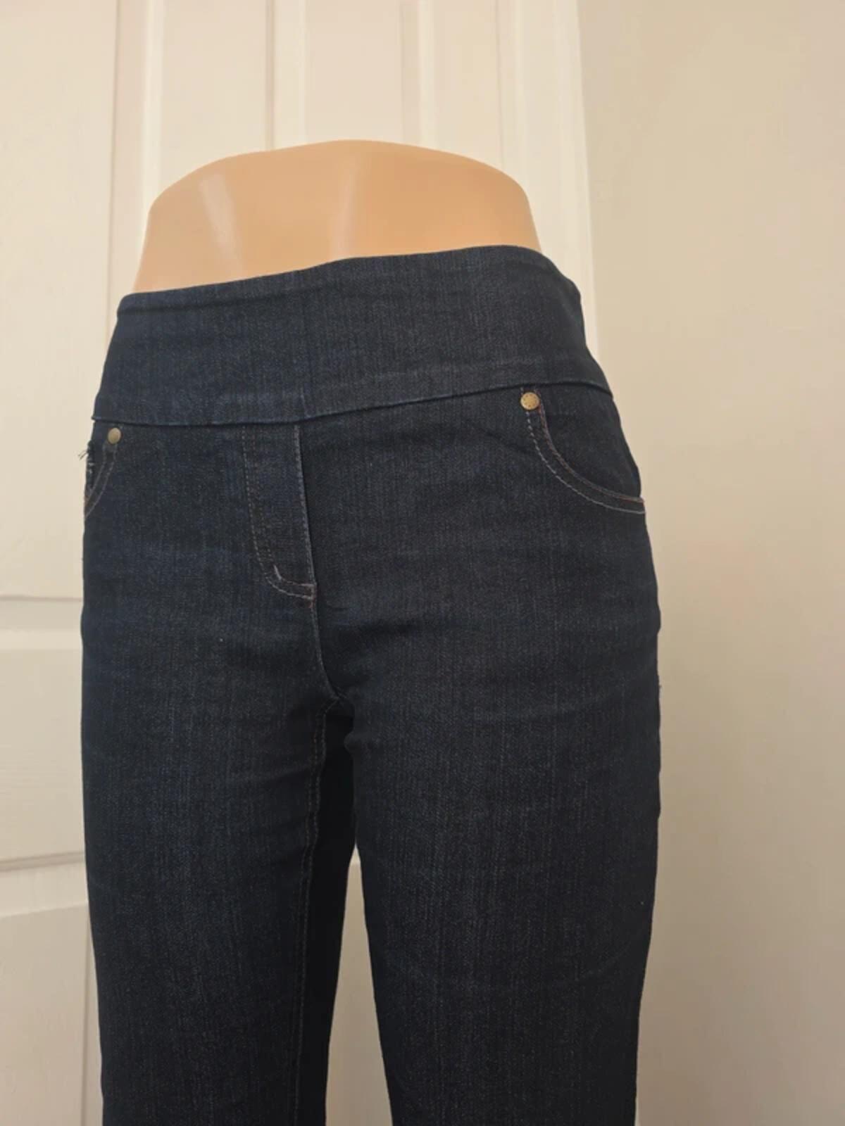 Contrast Mid Rise Relaxed Bootcut Jeans UK Size 8 Petite