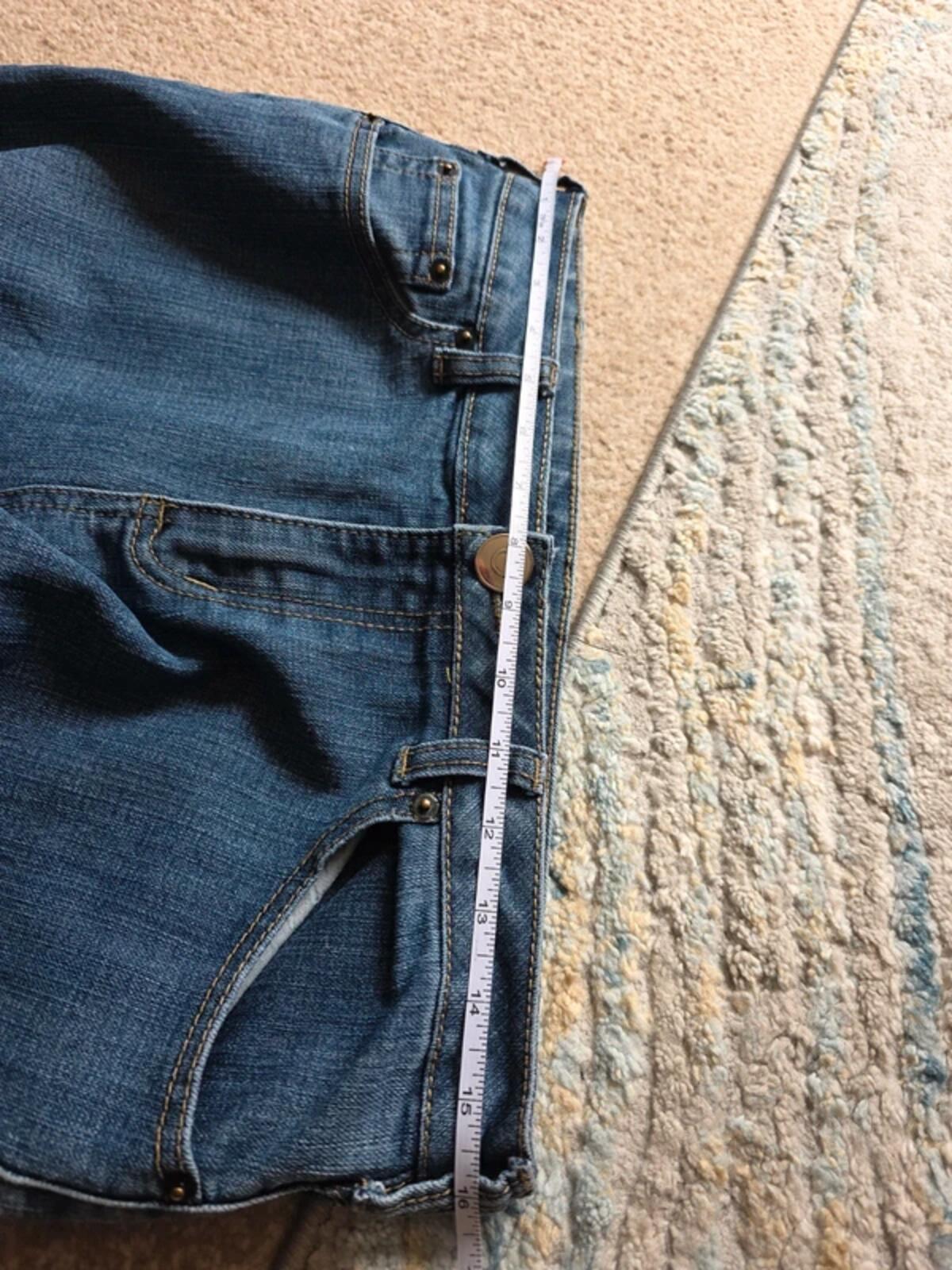 Dressbarn Petite Mid Rise Wide Bootcut Jeans UK Size 12 Petite