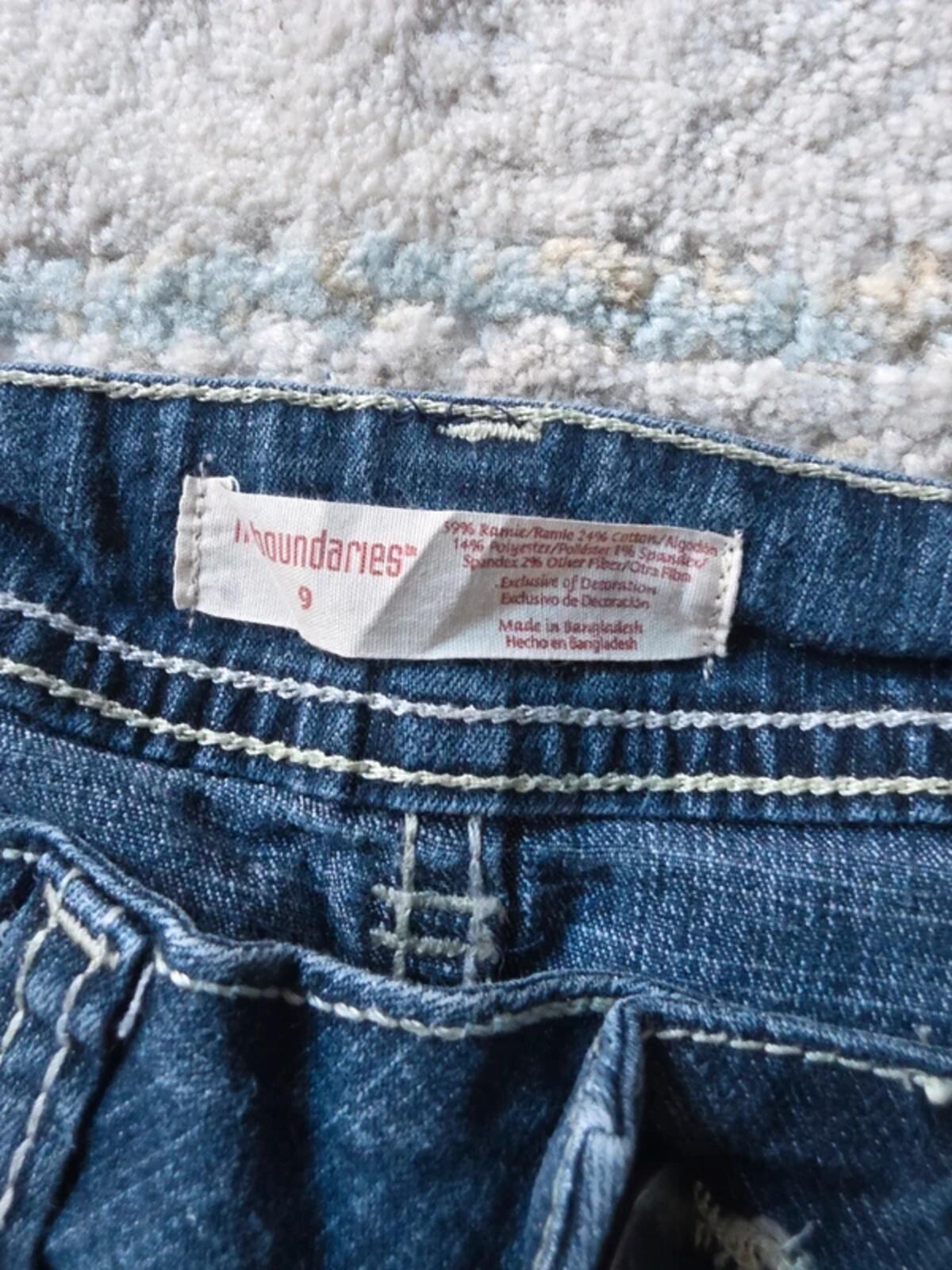 No Boundaries Low Rise Flared Vintage Y2K Jeans UK Size 8