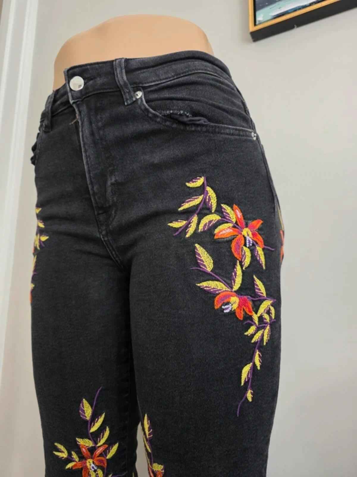 H&M Vintage Y2K High Rise Embroidered Jeans UK Size 6 Petite