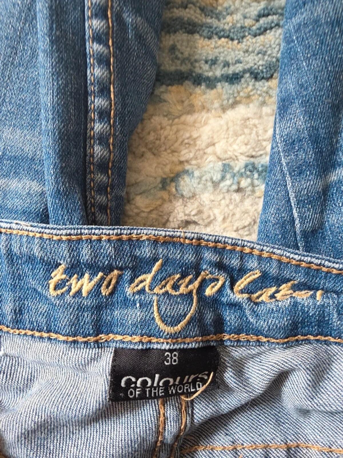 Two Days Later Ultra Low Rise Straight Vintage Y2K Jeans UK Size 8 Tall