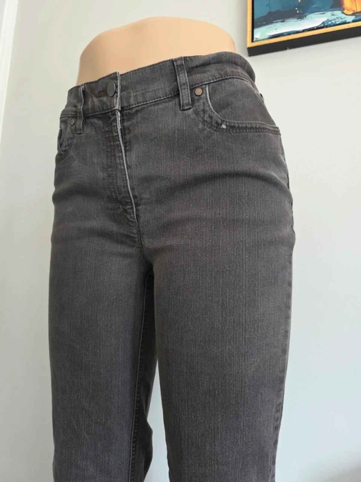 Zerres Mid Rise Straight Relaxed Vintage Y2K Jeans UK Size 12 Petite