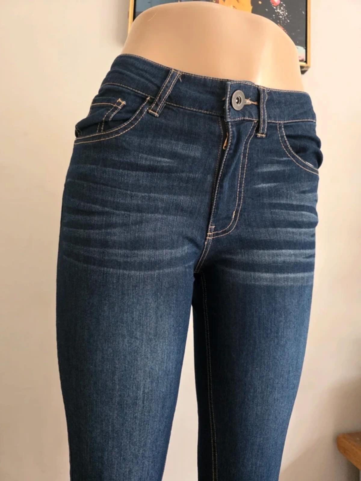 Jack Mid Rise Capri Jeans UK Size 8