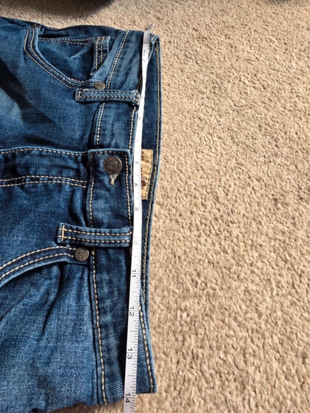 Wrangler low rise bootcut jeans UK Size 8 petite