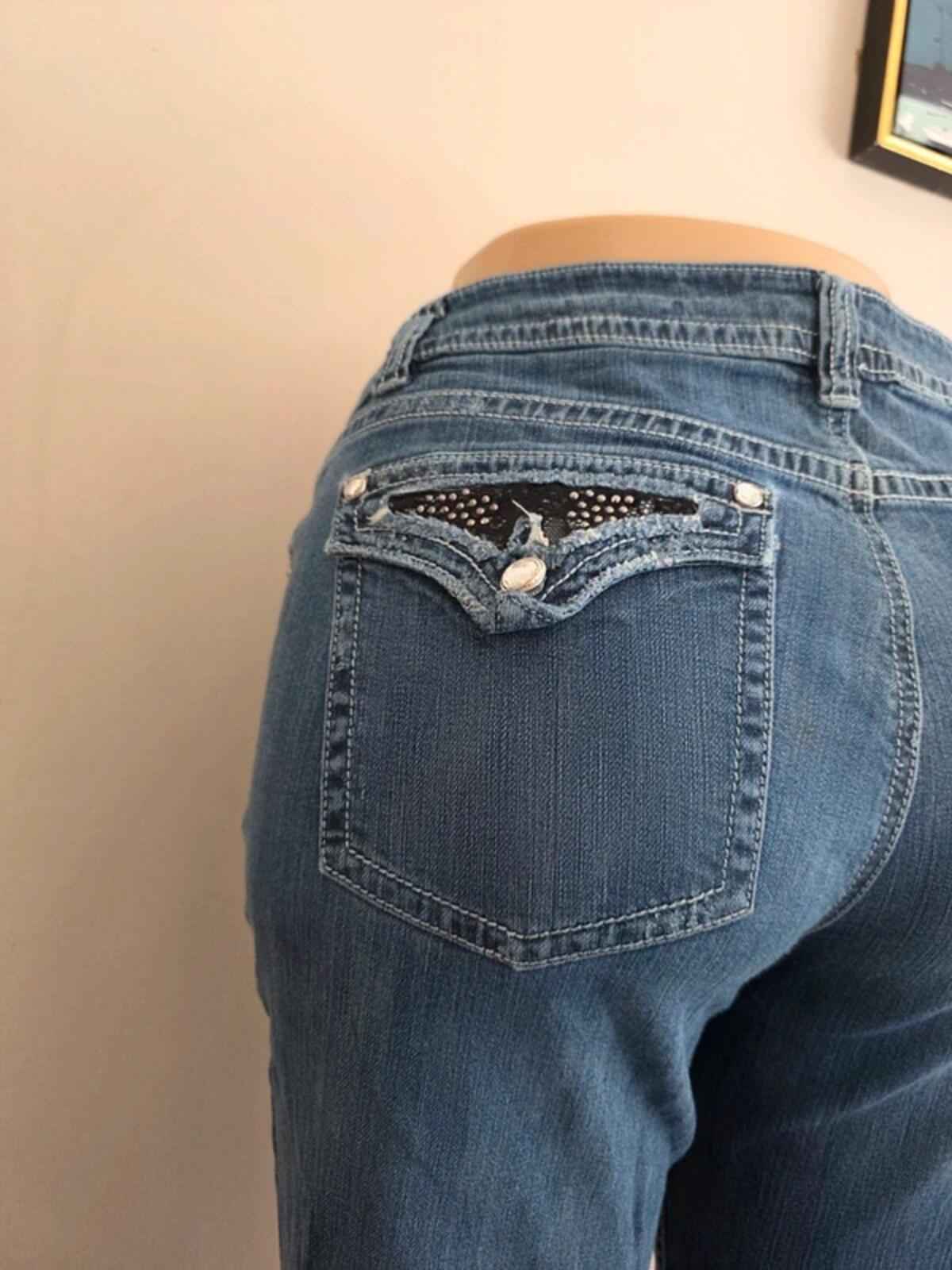 APT.9 Mid Rise Bootcut Jeans UK Size 14/16 petite
