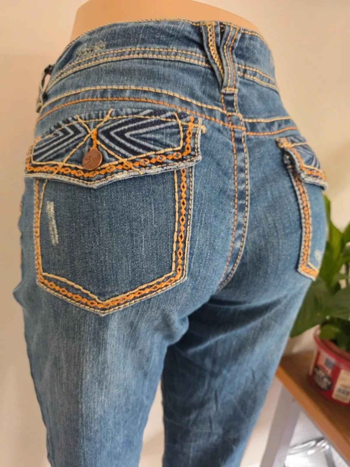 Vintage Y2K Supplies Mid Rise Straight Leg Jeans UK Size 16