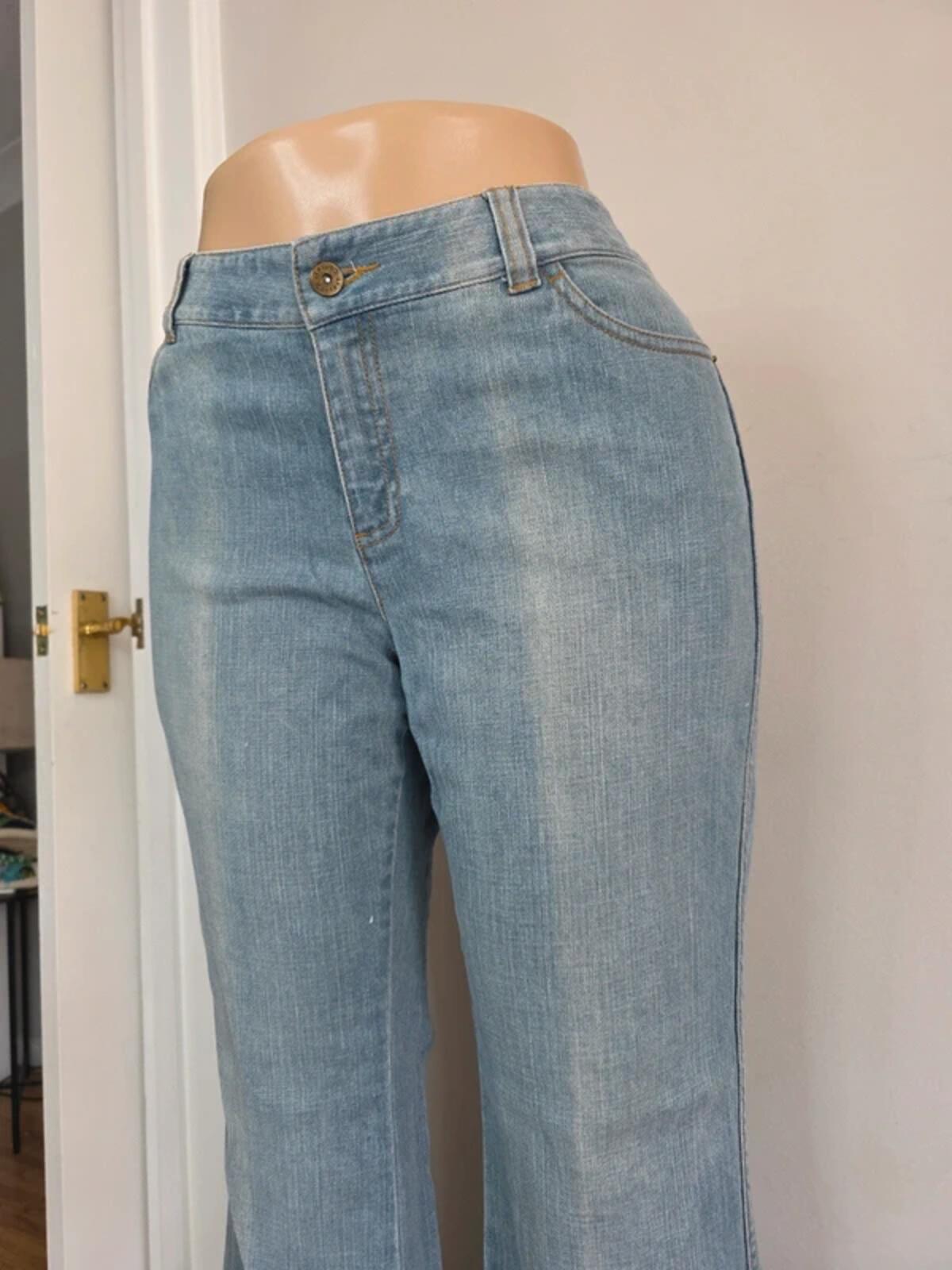 Context Petite Mid Rise Flared Jeans UK Size 16 Petite