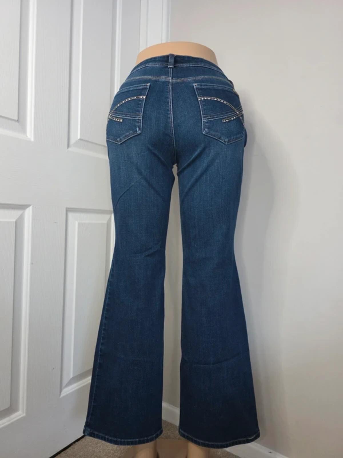Chico's So Slimming Mid Rise Flared Jeans UK Size 10 Petite