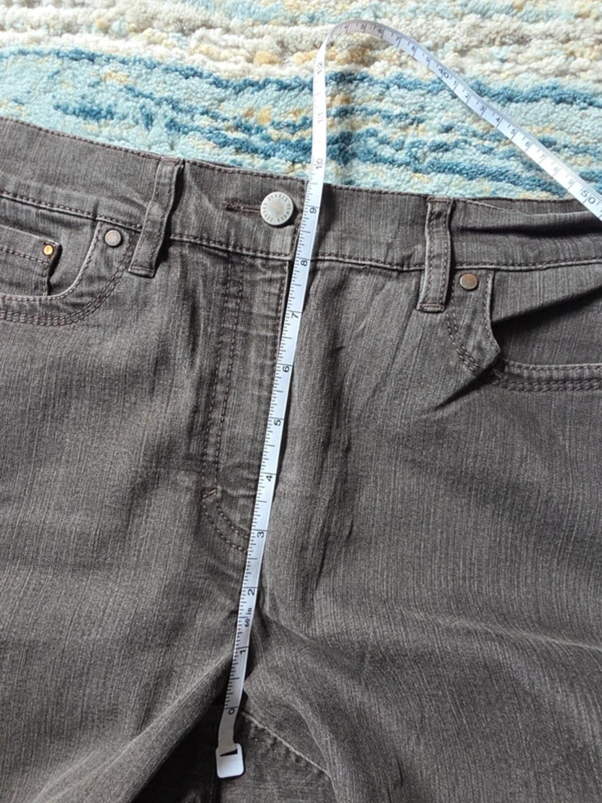 Zerres Mid Rise Straight Relaxed Vintage Y2K Jeans UK Size 12 Petite