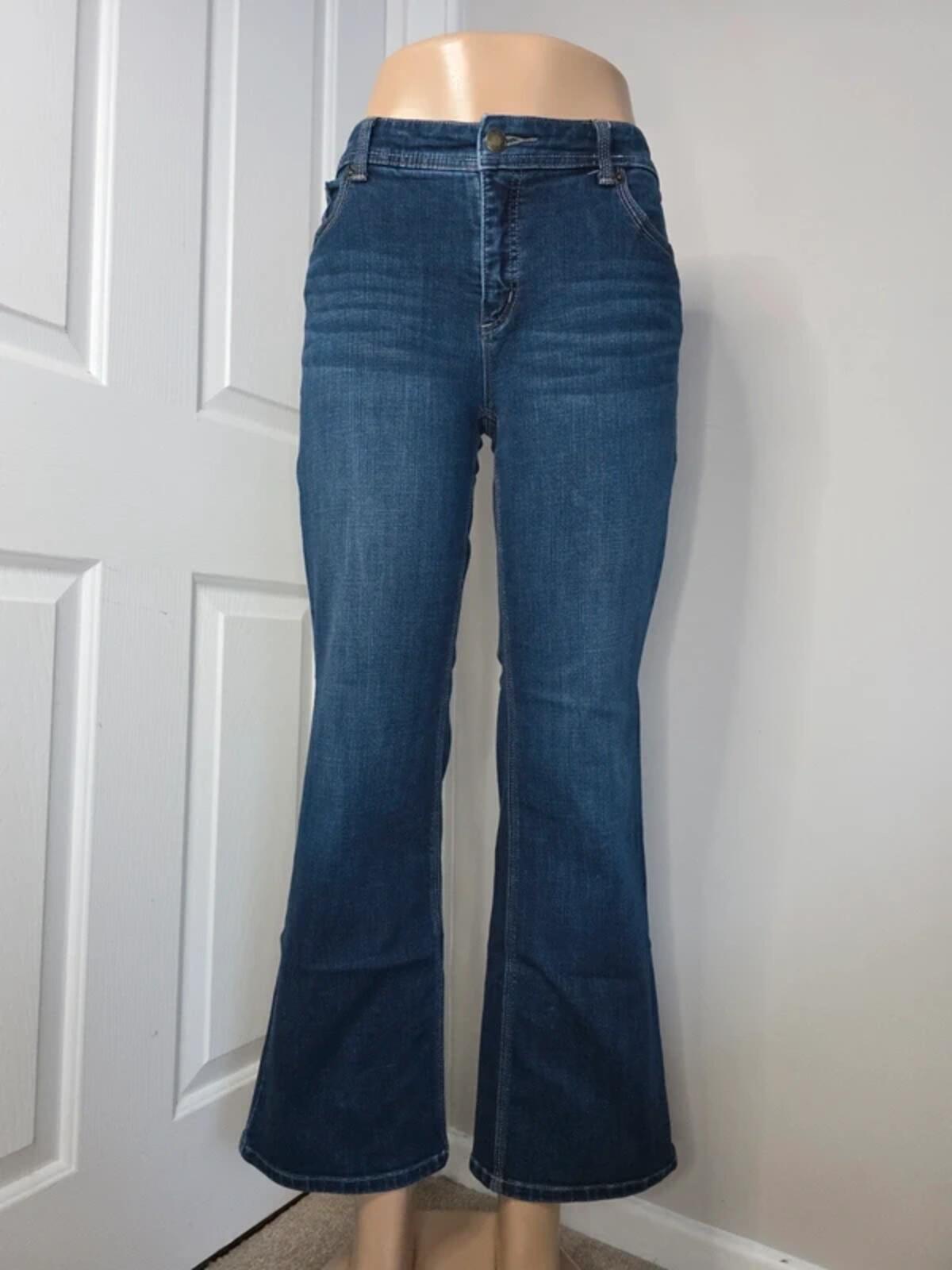 Chico's So Slimming Mid Rise Flared Jeans UK Size 10 Petite