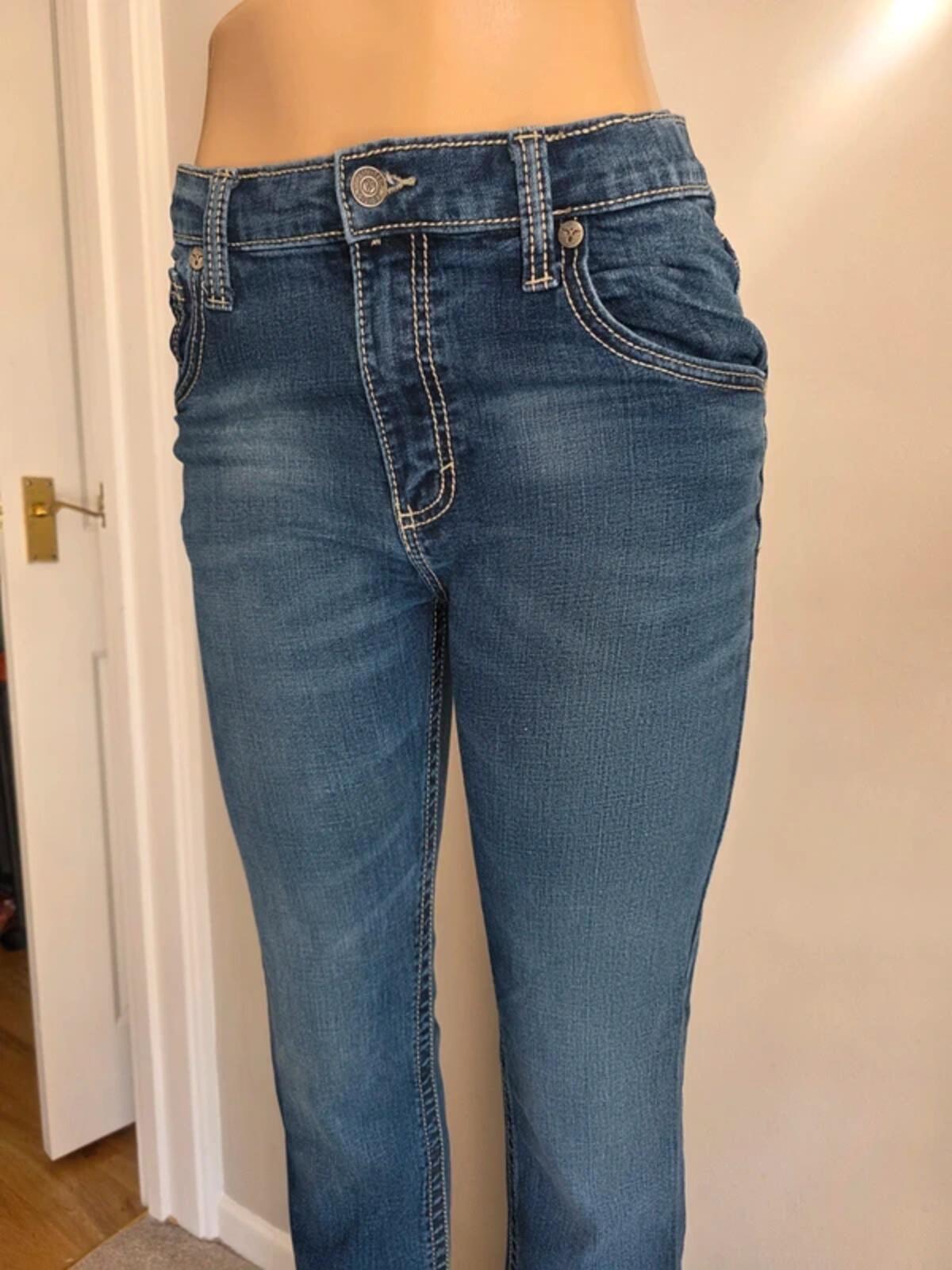 Wrangler low rise bootcut jeans UK Size 8 petite